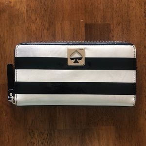 Kate Spade Wallet (Offers)